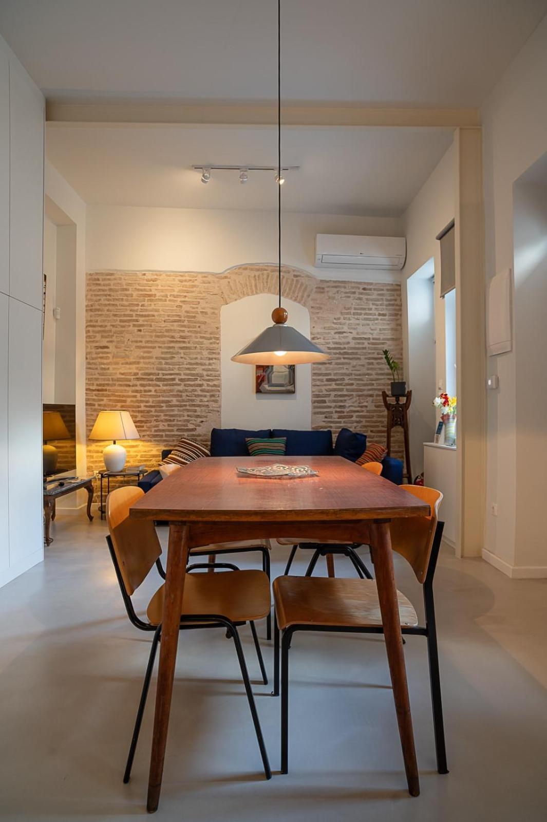 Апартаменты Athenian Cypress House, Atelier Афины